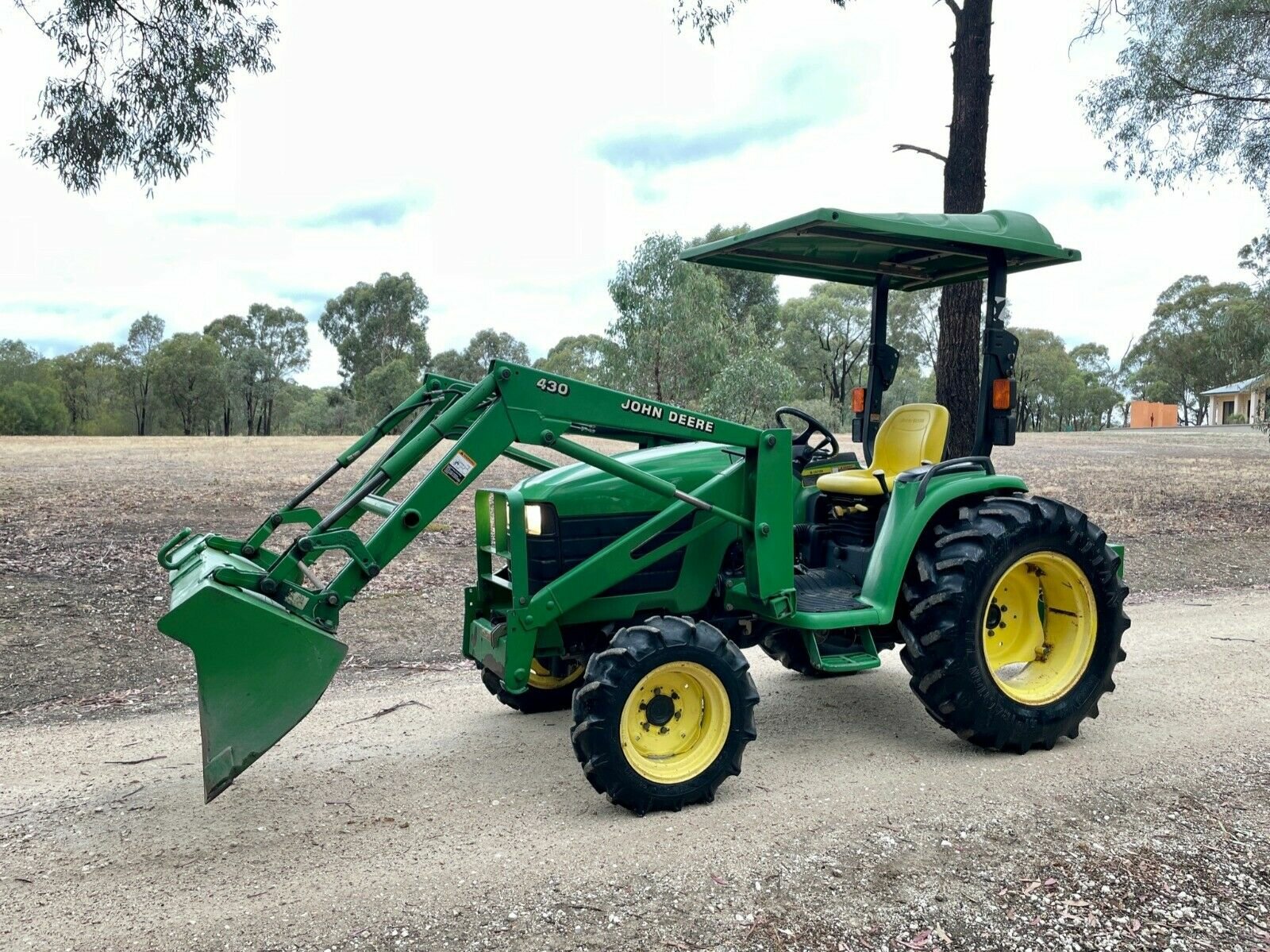 Traktor John Deere 4310 - Image 15