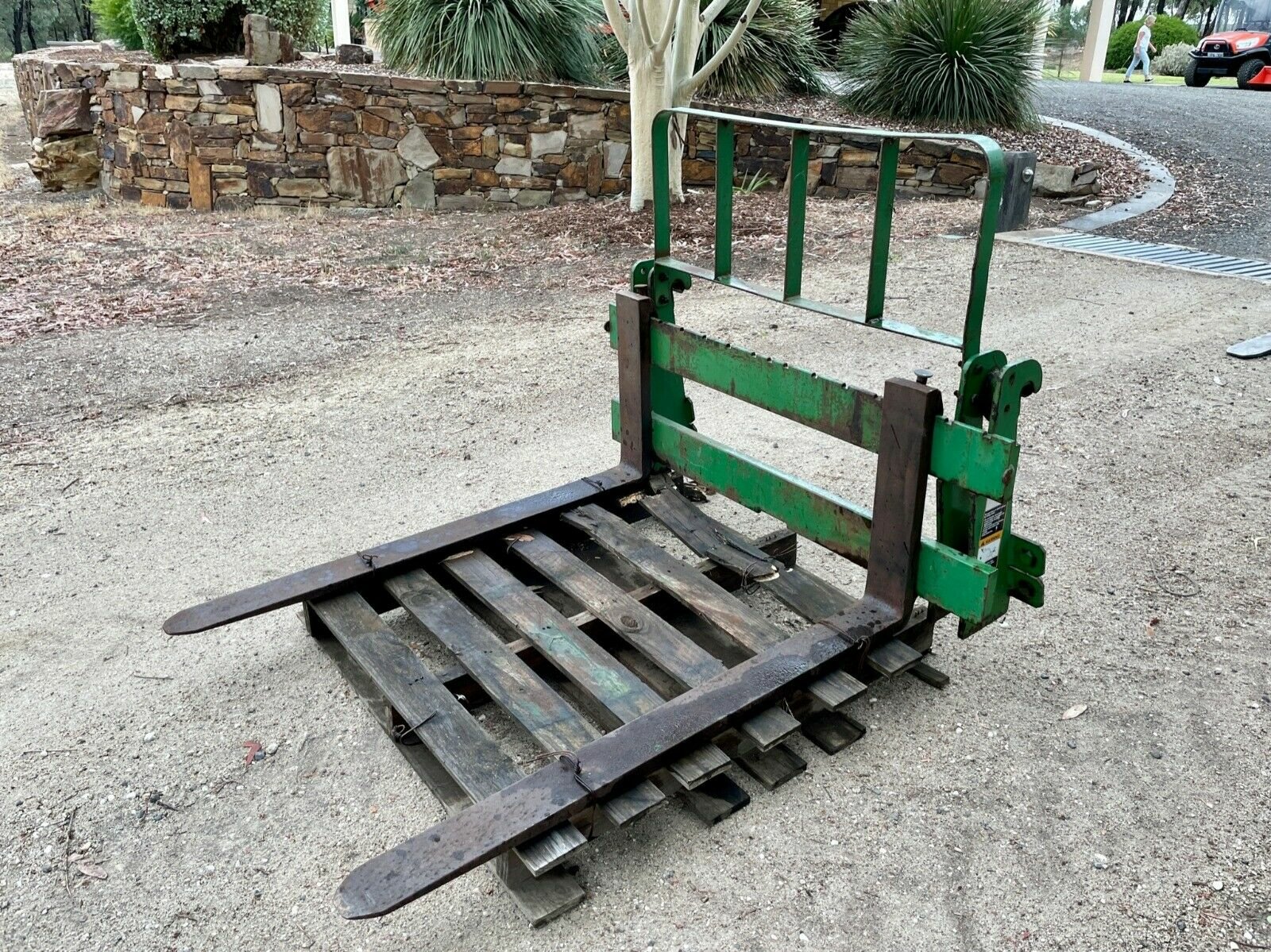 Traktor John Deere 4310 - Image 17