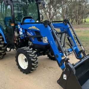 Traktor New Holland Boomer 50D