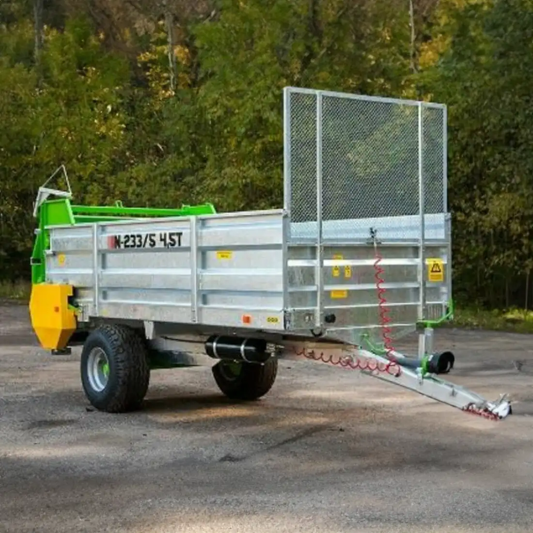 Miststreuer Einachser 4,5 T LF 2 horizontale Walzen - Image 2