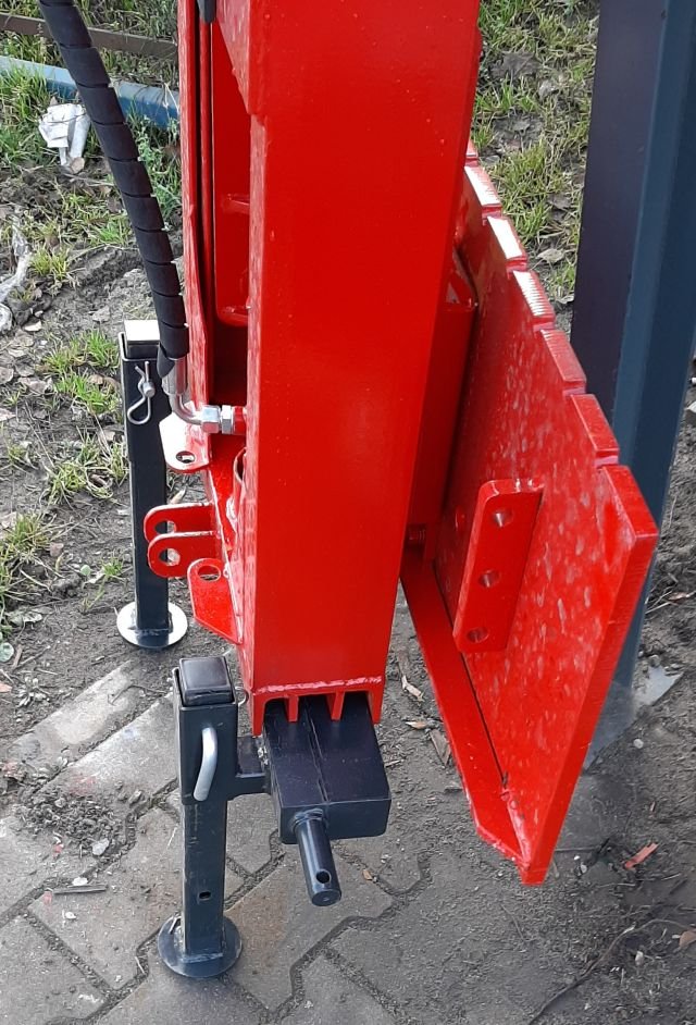 Hubmast hinten 1,8 / 2,4m 800kg - Image 2