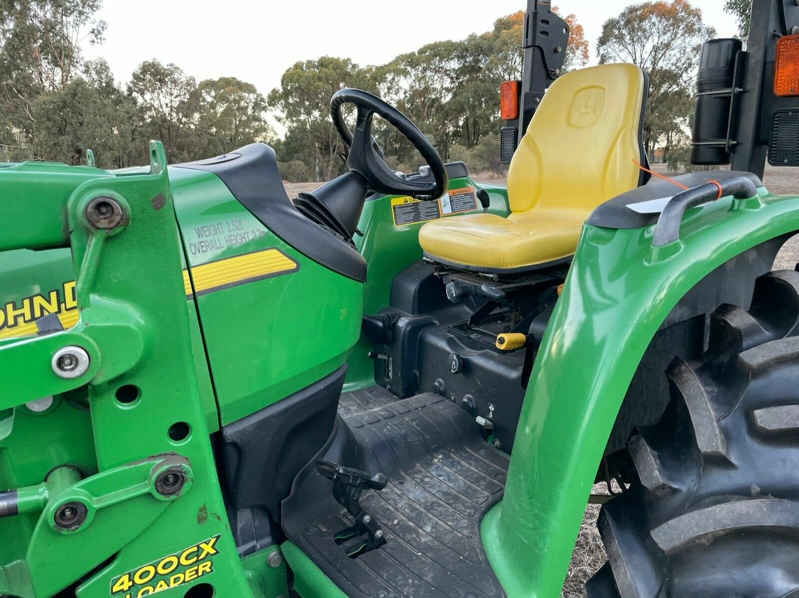 Traktor John Deere 4320 - Image 9
