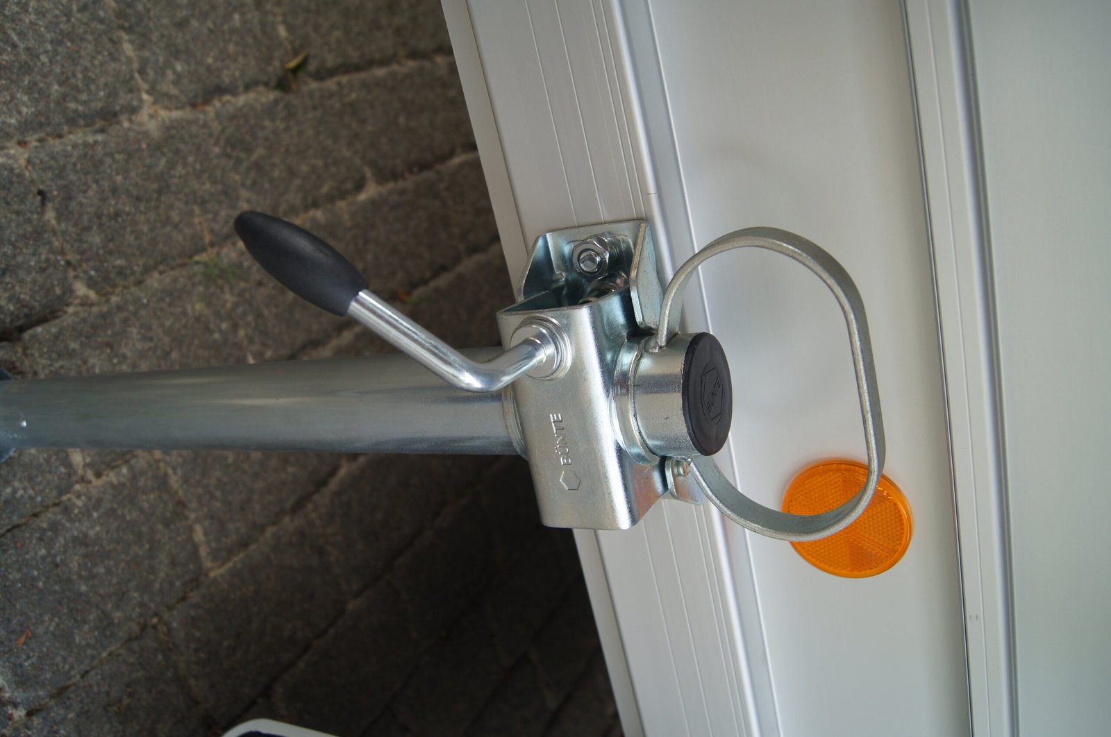 Zeltanhänger OUTDOOR L, inkl Vorzelt und Bordwanderhöhung - Image 14