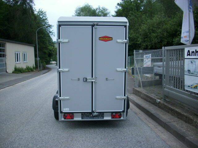 Kofferanhänger Böckmann KT 3015/27 M – 2.700kg – mit Flügeltüren - Image 5