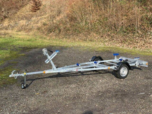 Bootstrailer TPV BA 750kg mit Gurtwinde – eine Marke von Böckmann - Image 4