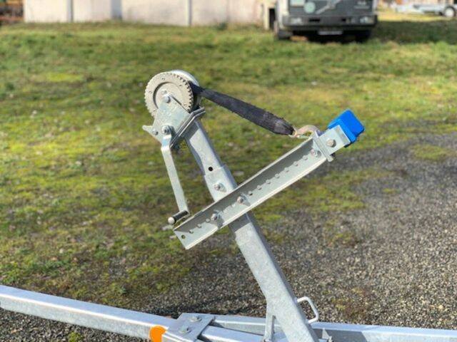 Bootstrailer TPV BA 750kg mit Gurtwinde – eine Marke von Böckmann - Image 9