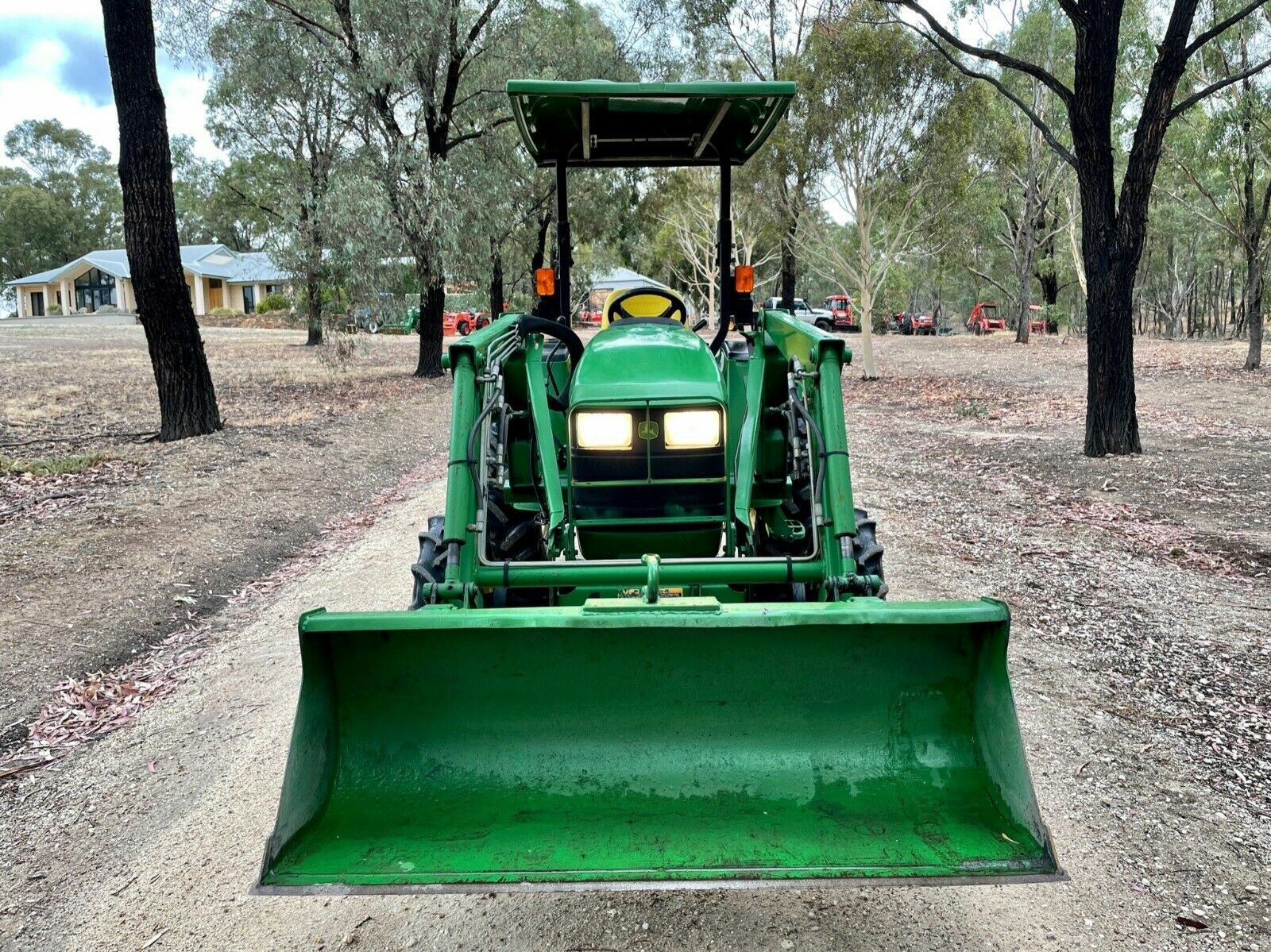 Traktor John Deere 4310 - Image 9