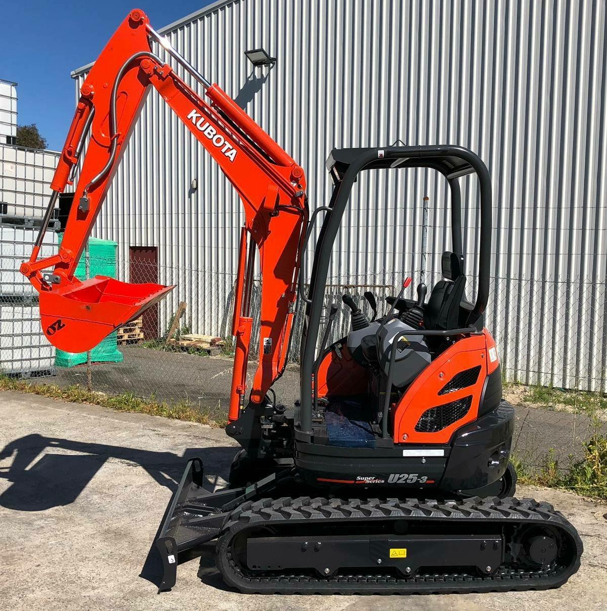 Kubota U25-3 3 Tonnen Minibagger - Image 8