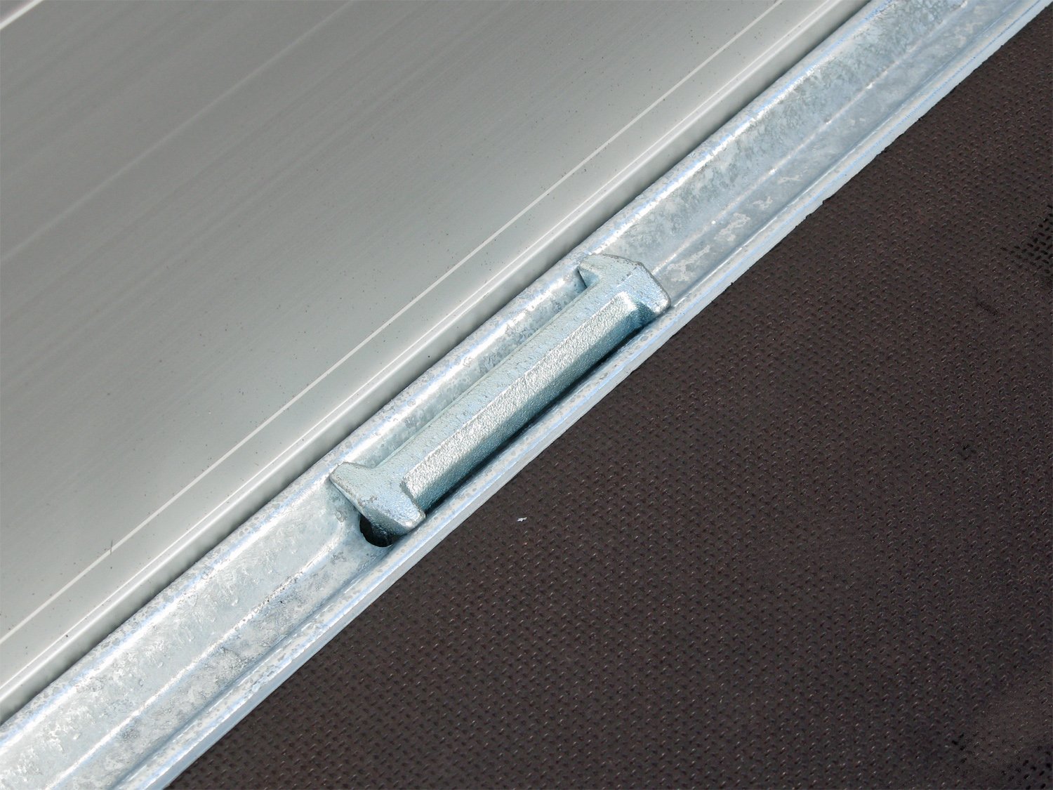Hapert Azure H-2 – 2700 – 3050 x 1800 Niedriges Fahrwerk - Image 4