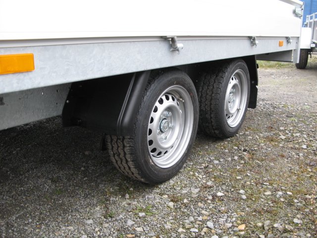 Hapert Azure H-2 – 3000 – 4550 x 1800 185 R 14 C – Mittelrungen - Image 3