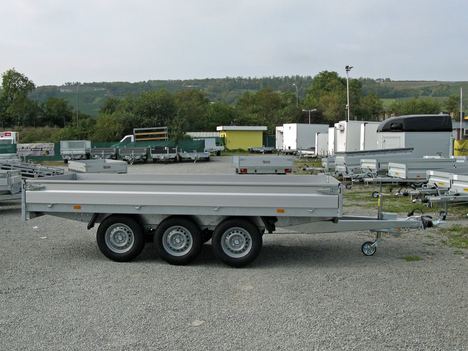 Hapert Azure H-3 – 3500 – 4550 x 2400 3 Achser – Parabelfederung - Image 9