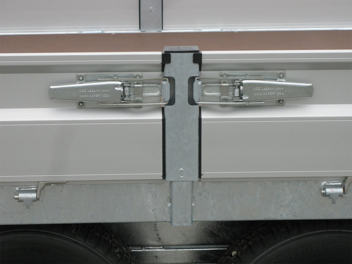 Hapert Azure H-2 – 3500 – 6050 x 2200 Parabelfederung – Niedriges Fahrwerk - Image 8