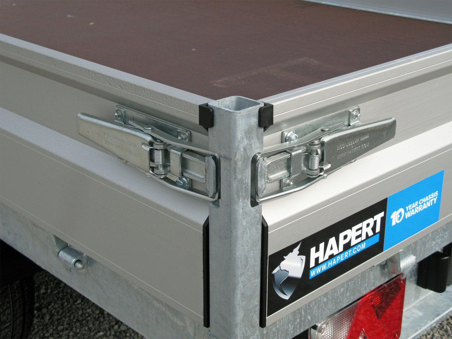 Hapert Azure H-3 – 3500 – 6050 x 2400 3-Achser – Parabelfederung 185R14C - Image 2