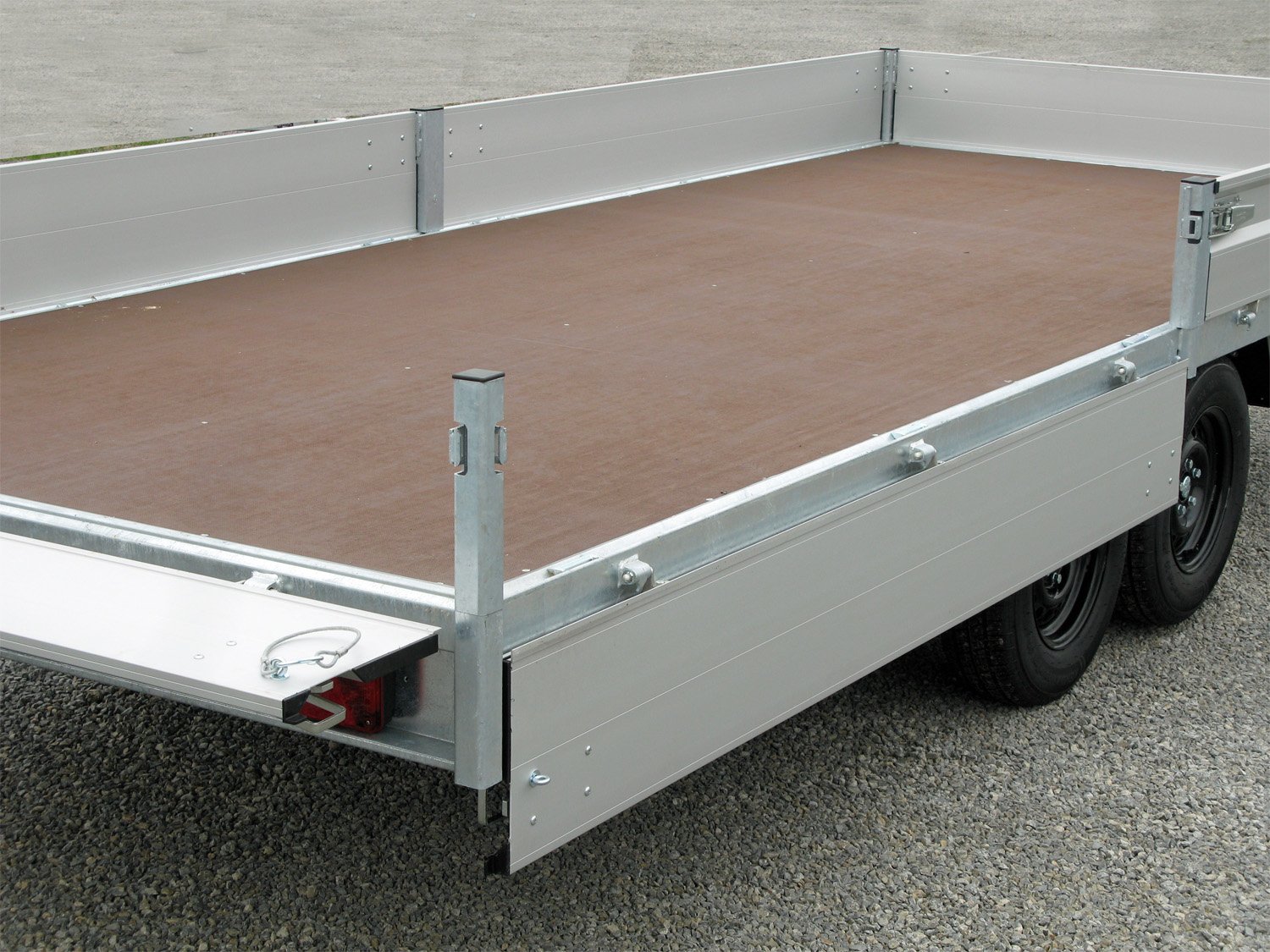 Hapert Azure H-2 – 3500 – 6050 x 2400 Parabelfederung – Niedriges Fahrwerk - Image 7