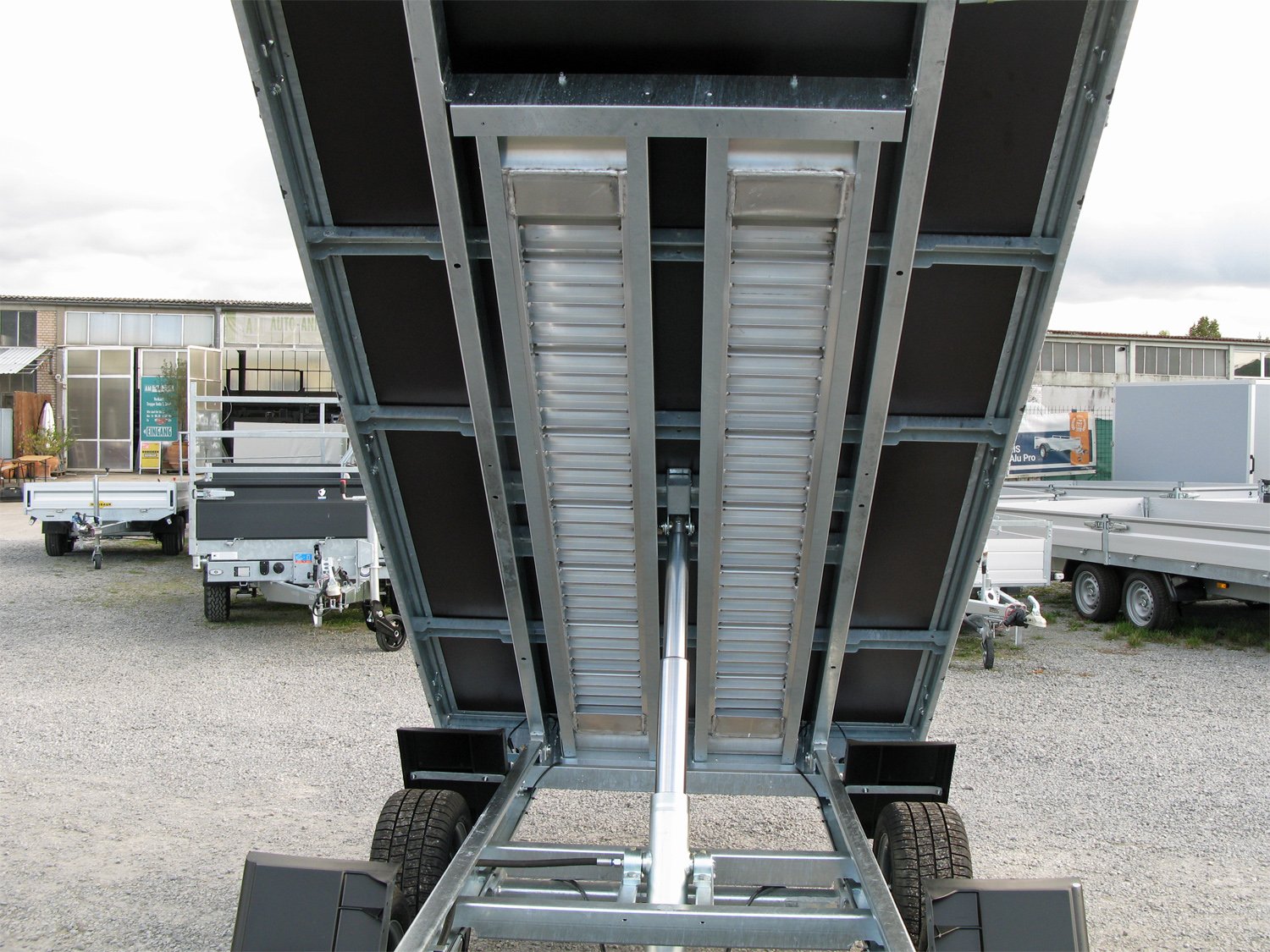 Hapert Cobalt HB-2 – 2700 Multi E-Pumpe, Nothandpumpe, Rampen, Stützen - Image 5