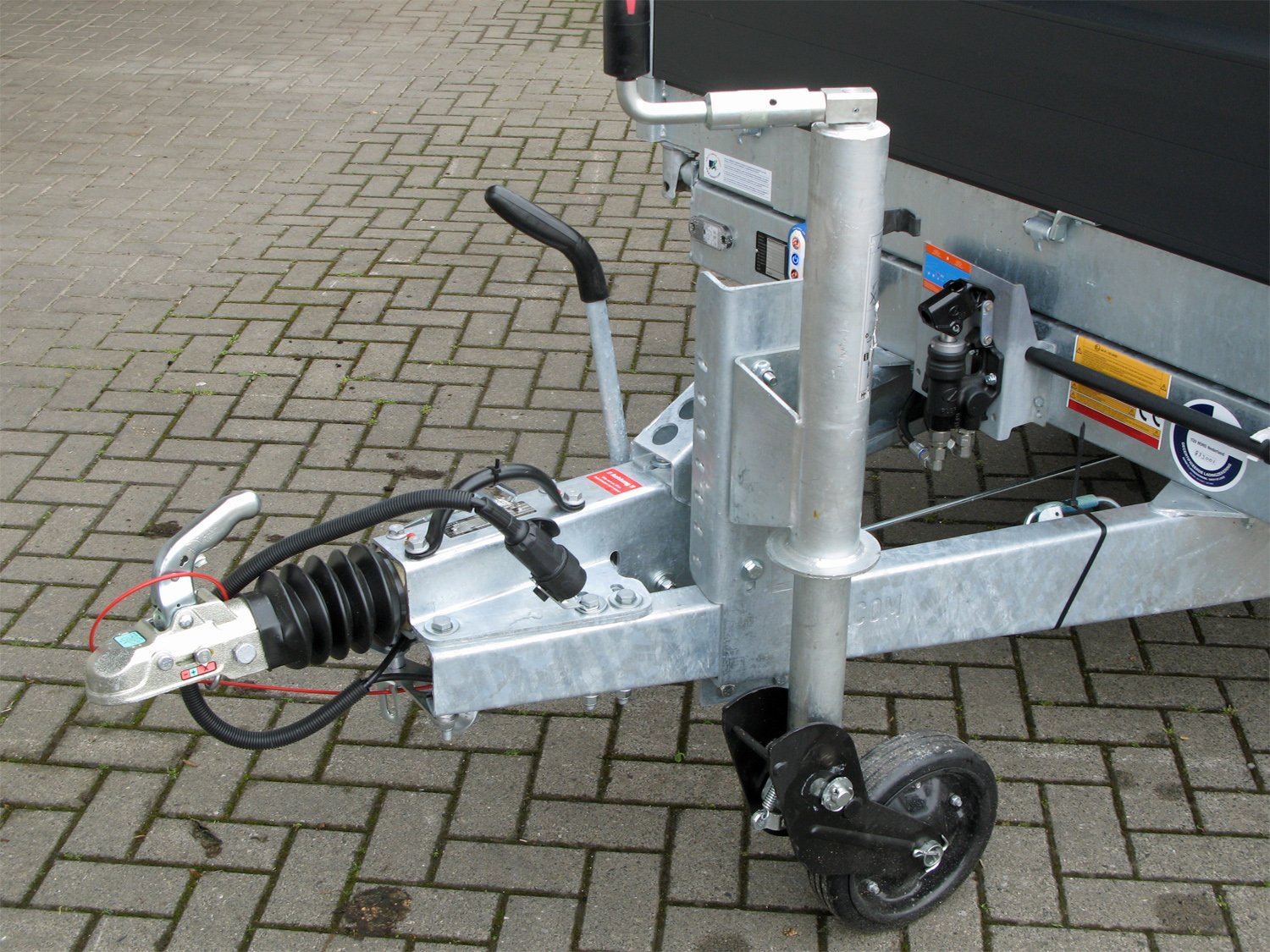 Hapert Cobalt Plus 3500 Facelift Modell 2024 – LED Parabelfederung - Image 12