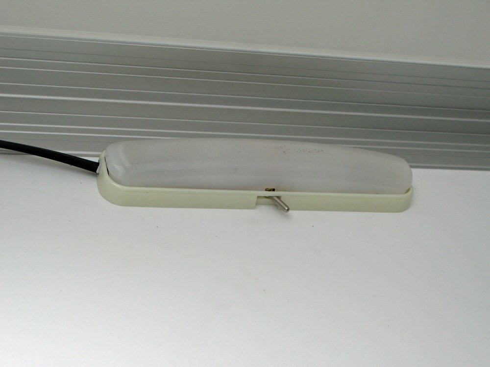 Hapert Sapphire L-2 – 2000 mit Verkaufsklappe - Image 6