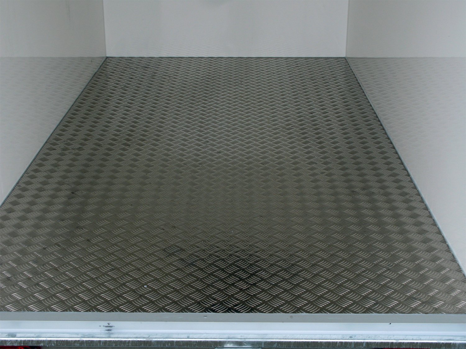 Hapert Sapphire L-2 – 2000 Tieflader-Kühlkoffer mit leistungsstarker Isolierung - Image 2
