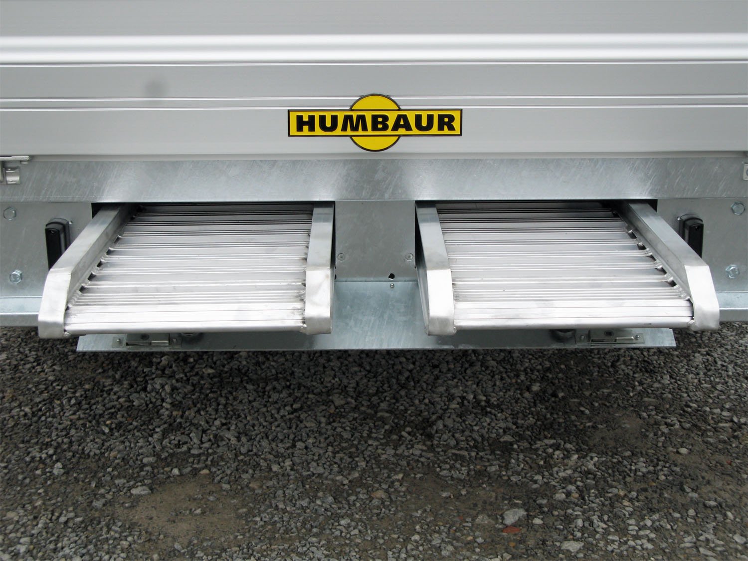 Humbaur HN253118 Alurampen – 10 Anbindebügel - Image 7