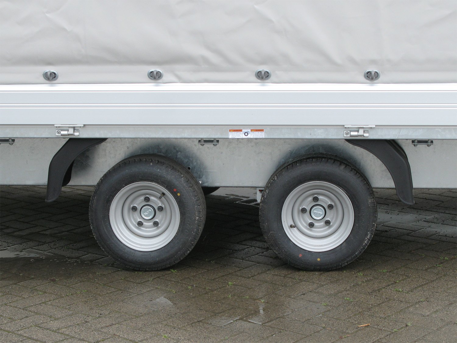 Humbaur HN254118 Sonderpreis Planenaufbau 1800 mm - Image 7