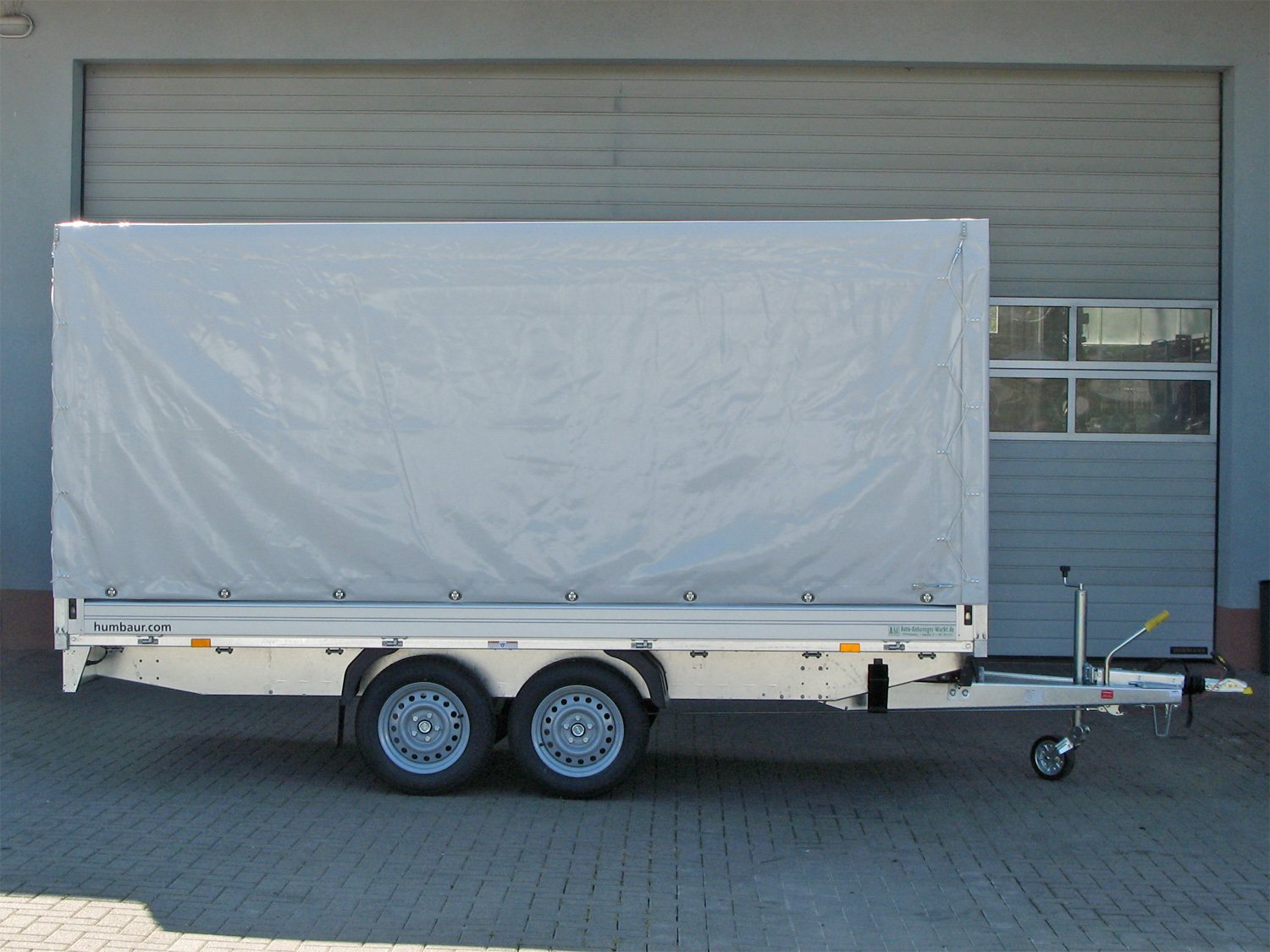 Humbaur HT304121 Hochwertiger Planenaufbau 2000 mm - Image 6