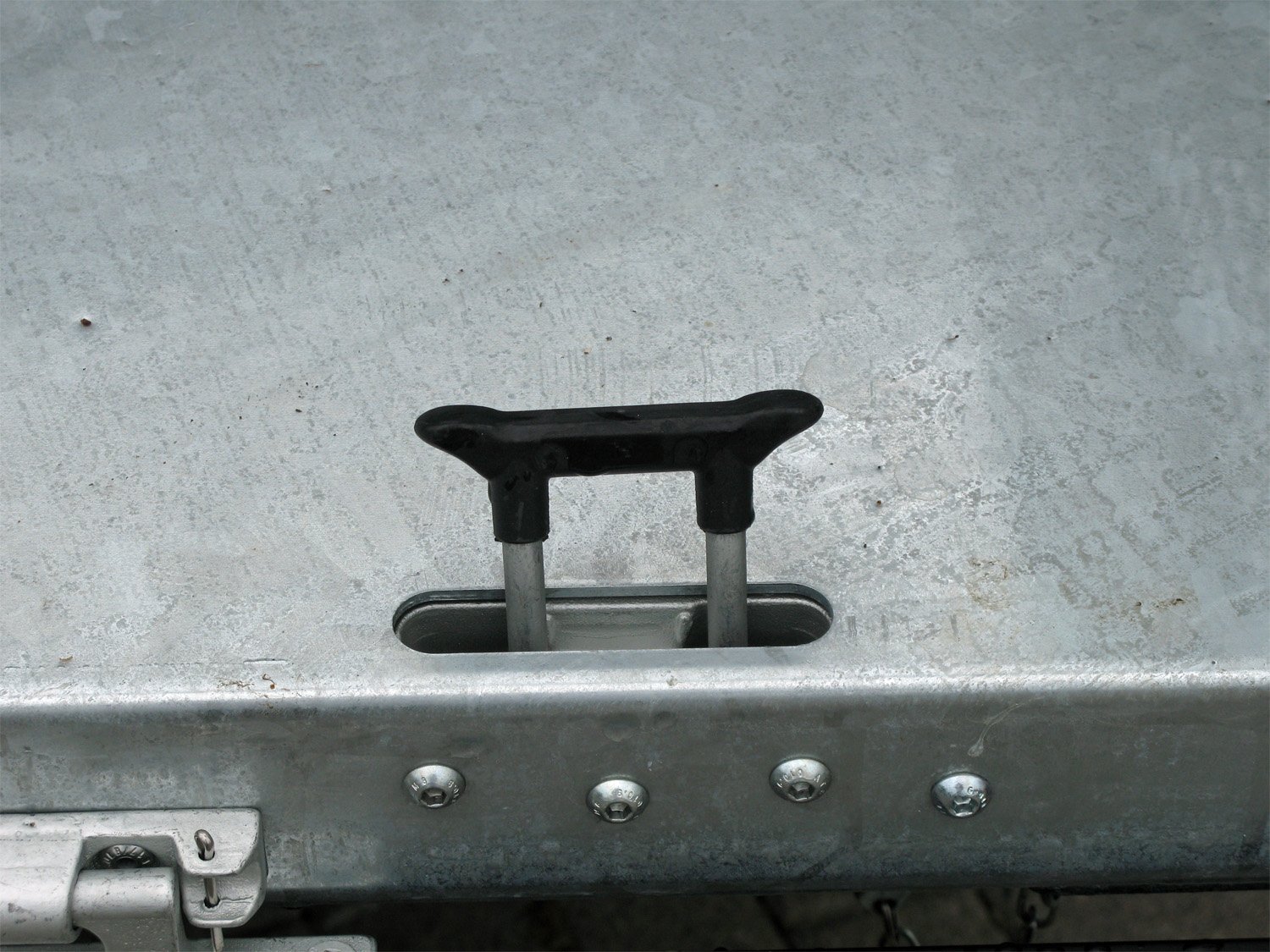Humbaur HTK 3000.31 STAHL E-Pumpe – Stahlblechaufsatz 600 mm - Image 3