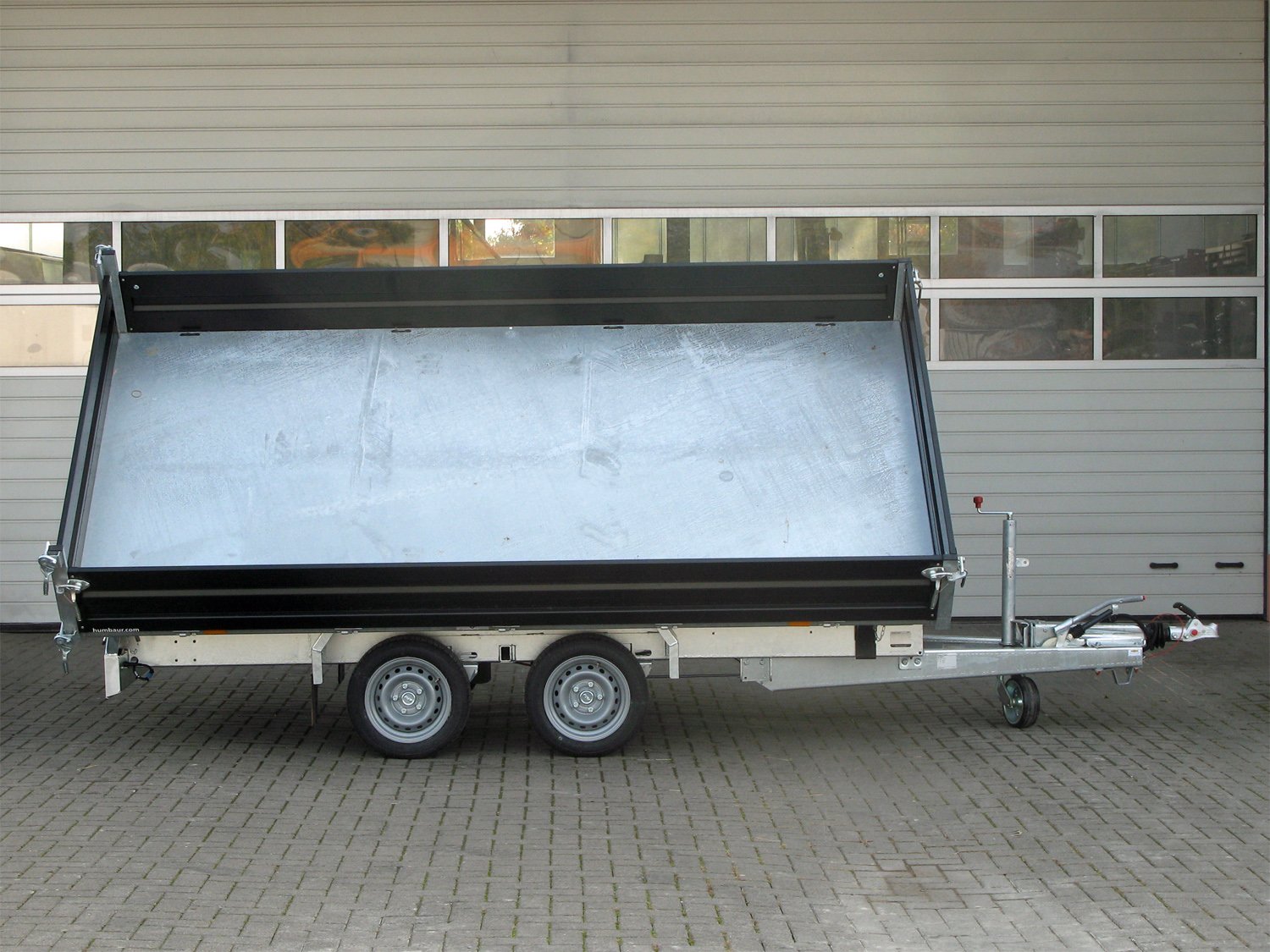 Humbaur HTK 3500.31 STAHL E-Pumpe, Rampen und Stützen - Image 9