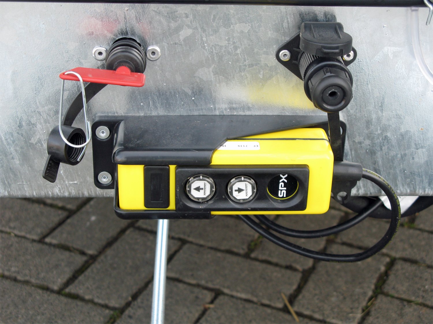 Humbaur HTK 3500.31 STAHL E-Pumpe, Rampen und Stützen - Image 7