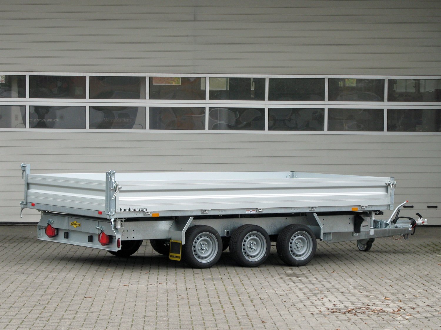 Humbaur HTK 3500.41 ALU Tridem 3 Achser mit E-Pumpe - Image 8