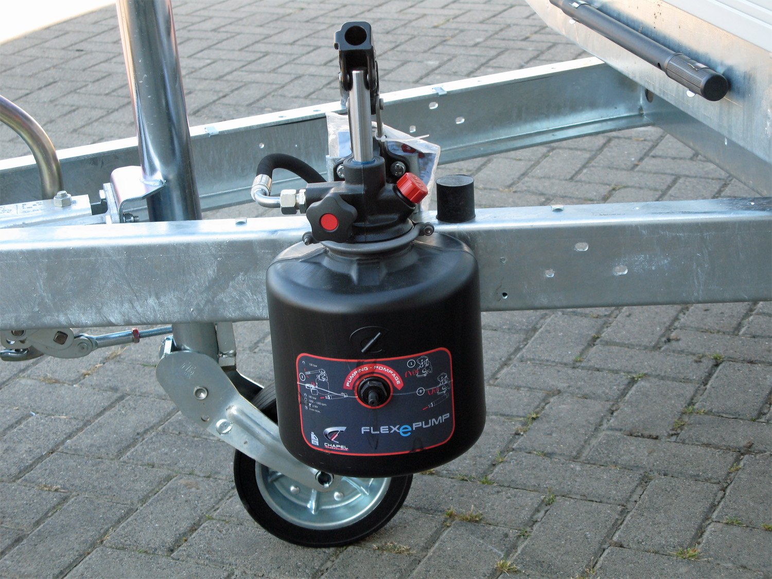 Humbaur HUK 272715 Handpumpe und FLEXePump - Image 7
