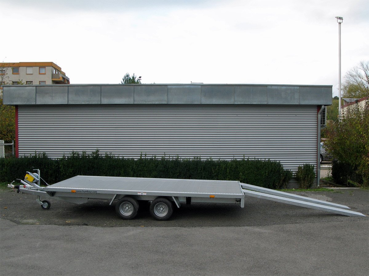 Humbaur Universal 3000 Seilwinde, Auffahrbohlen u Aluboden - Image 9