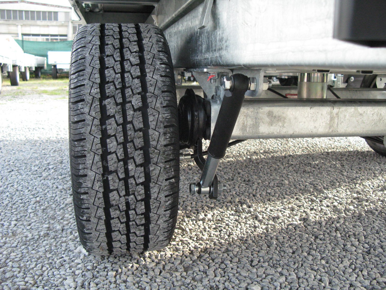 Saris K1 276 170 2700 2 Multi Rampen, Stützen, 100 km/h, Black Edition - Image 10