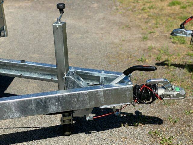 Kastenanhänger Saris PL 406 204 2700 kg – mit niedrig Fahrwerk - Image 12