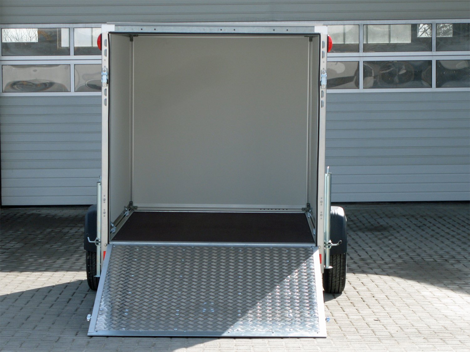STEMA P-BOX STPK O2 13-25-15.1.P15.1 Rampe | Tieflader | Sichere Straßenlage - Image 2