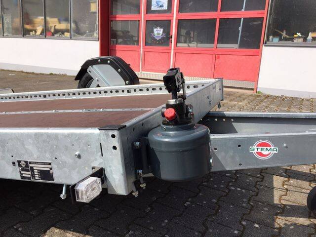Motorradanhänger Stema WOM XT STS XT O2 13-25-15.1 Absenkanhänger – Ideal für 2 Motorräder! - Image 3