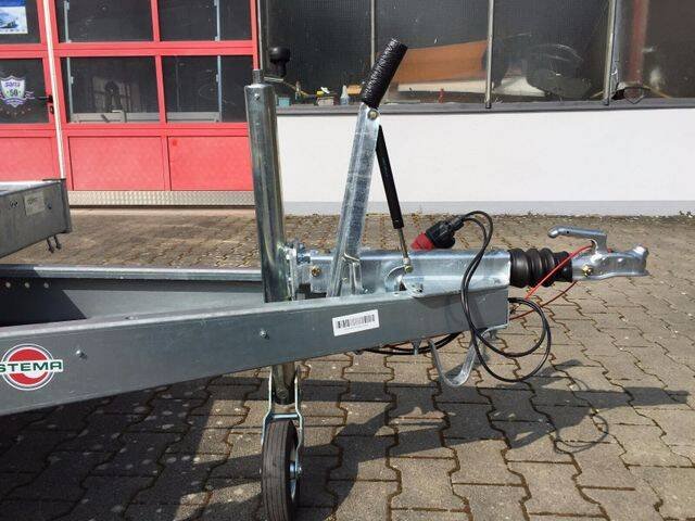 Motorradanhänger Stema WOM XT STS XT O2 13-25-15.1 Absenkanhänger – Ideal für 2 Motorräder! - Image 5